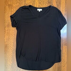 Cloth & Stone Vneck Tshirt L